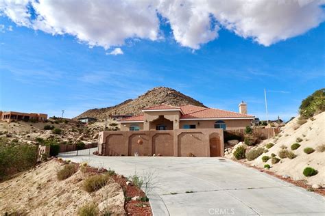 57466 Buena Suerte Rd, Yucca Valley, CA 92284 .